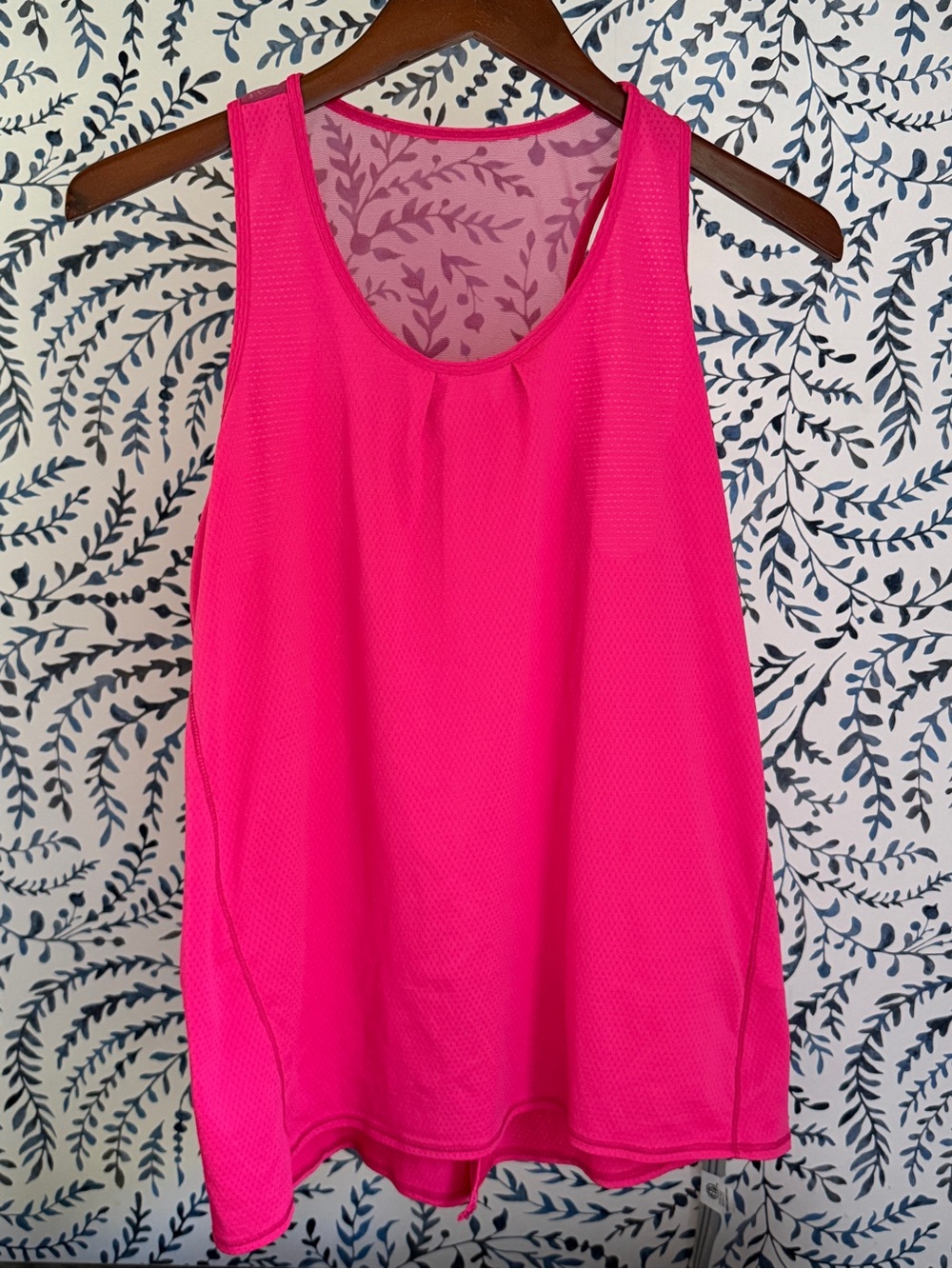 Lucky in Love tie back tank - shocking pink